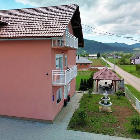 Guesthouse Viktorija Flat Otočac Buitenkant foto